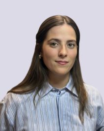 Dña. María Santiago Peralvo